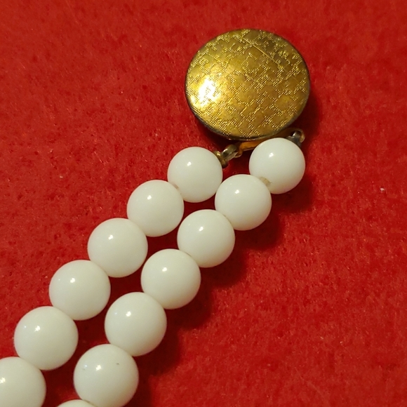 Vintage Black & White Necklace & Earrings Set - Picture 3 of 6